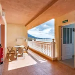 Menores Sea View 3* 阿德耶