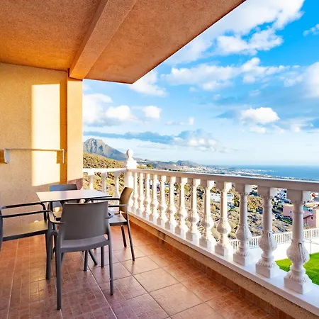 Menores Sea View 아파트호텔