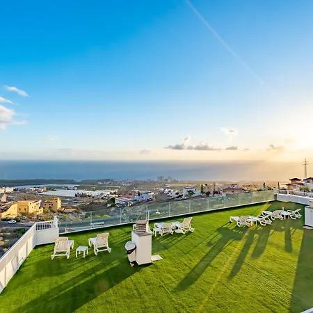 Menores Sea View 3* Costa Adeje (Tenerife)