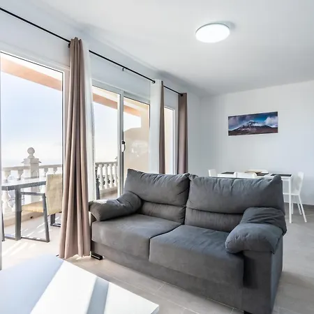 Menores Sea View 3* Costa Adeje (Tenerife)