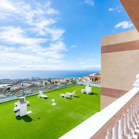 Aparthotel Menores Sea View 3*