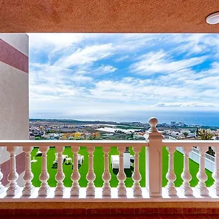 Апарт-отель Menores Sea View 3*