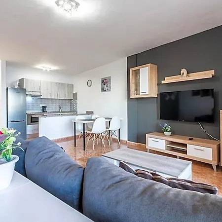 Menores Sea View Апарт-отель 3*