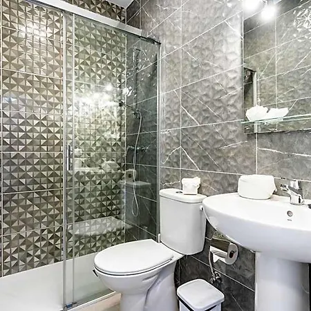 Menores Sea View Апарт-отель 3*