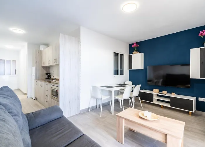 Menores Sea View Apartmanhotel 3*