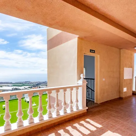 Апарт-готель Menores Sea View Адехе